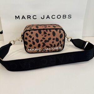 Marc Jacobs Cheetah Flash Camera Bag NWT